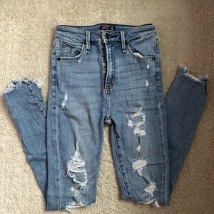 abercrombie and fitch jeans